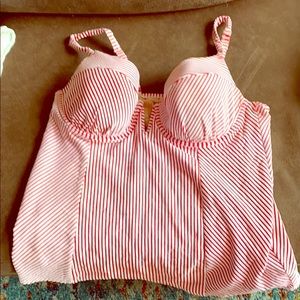 Super supportive 40DDD underwire tankini too